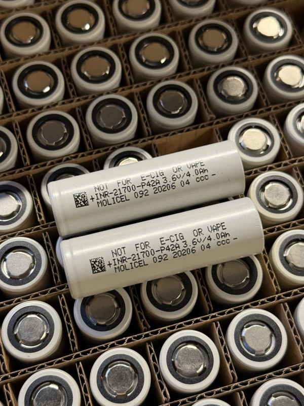 Акумулятор 21700 Molicel P42A Li-ion (≈3000mAh) — уцінена партія, елементи для PowerBank та DIY збірок, 21700 акумулятор недорого