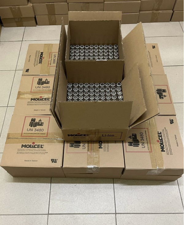 Акумулятор 21700 Molicel P42A Li-ion (≈3000mAh) — уцінена партія, елементи для PowerBank та DIY збірок, 21700 акумулятор недорого