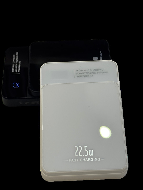 Powerbank 10000 mAh MagSafe 22.5W біла бездротова зарядка для iPhone від Козак Шоп Powerbank 10000 mAh MagSafe 22.5W біла бездротова зарядка для iPhone від Козак Шоп