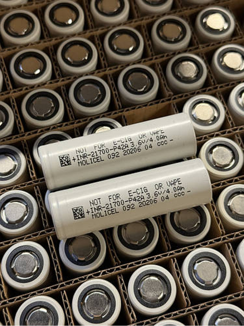 Акумулятор 21700 Molicel P42A Li-ion (≈3000mAh) — уцінена партія, елементи для PowerBank та DIY збірок, 21700 акумулятор недорого